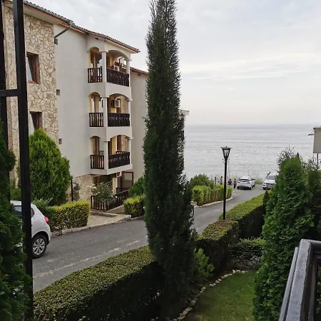 Sea View Marina Dinevi - Tryavna Apartment