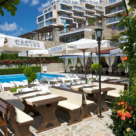 شقة Sea View Marina Dinevi