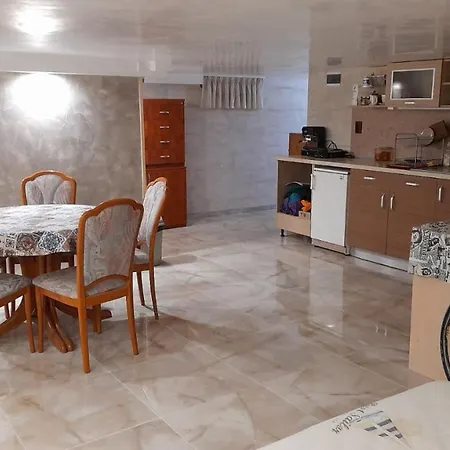 شقة Sea View Marina Dinevi