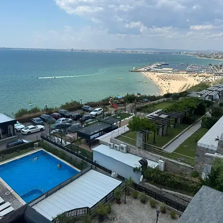 Sea View Marina Dinevi *